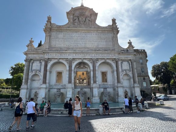 Fontana dell'Acqua Paola, Ferragosto 2022