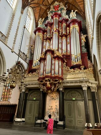 Mozart played that organ, 5,000+ pipes, when he was 10!!!