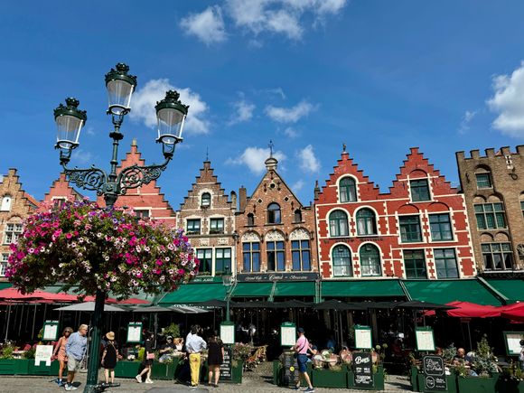 Hanseatic architecture is very popular in Belgium. And old!