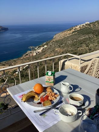 Not sure which is better the breakfast or the view
