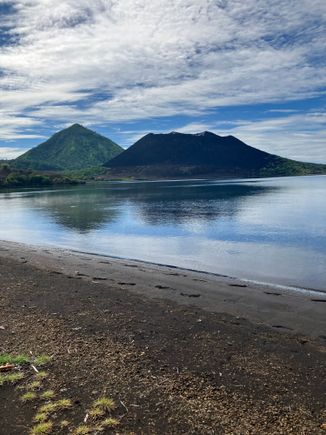 Double volcanos, both of which erupted at the same time in 1994