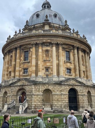 This is the Bodleian library, the main research library for the school.  My library card didn't work. Elitists!