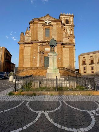 La basilica cattedrale di Maria Santissima delle Vittorie