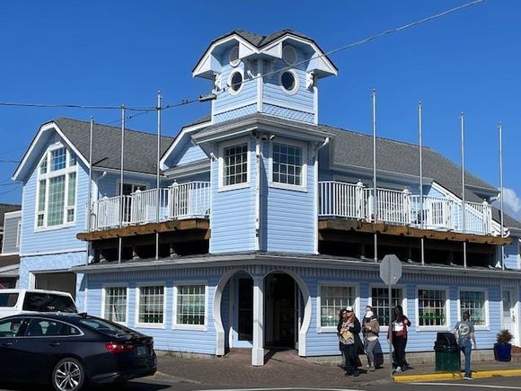 Picture of building in Old Town although I'm not sure how old this building is.  There is a little walking map and plaques on some of the buildings