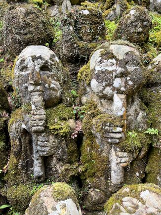 These 2 are playing clarinets 