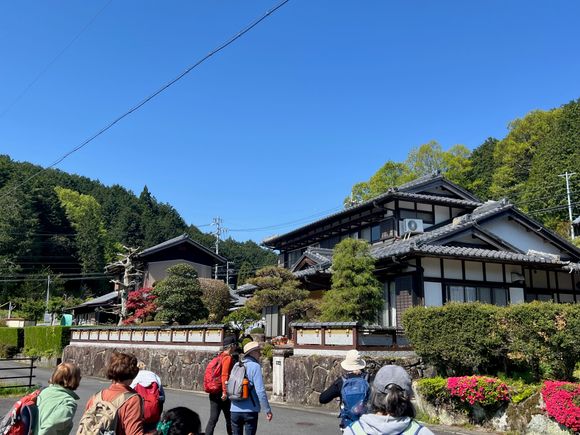 Setting off through town at the beginning of our hike