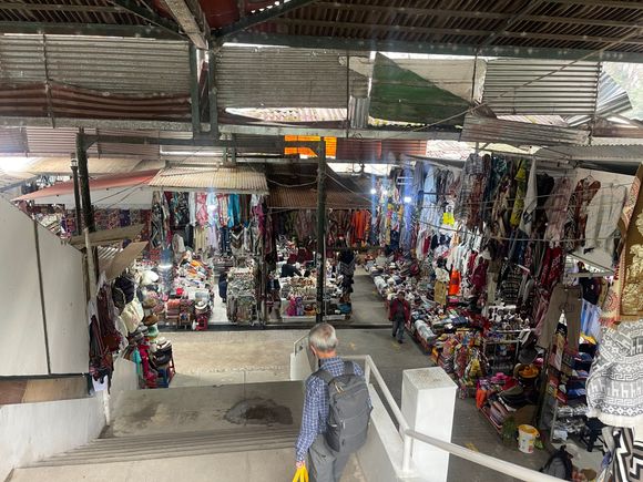 Through the tourist market 