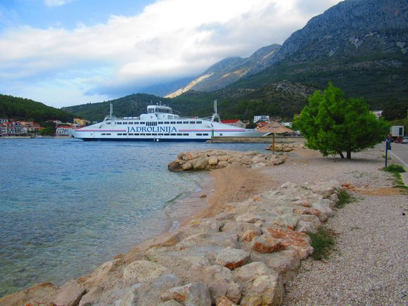 Getting ready to board.  My wife saved me, I had thought you could drive right on, there were no cars and she pointed out that maybe we should get in that line of thirty cars over there. Ooh, didn't see that