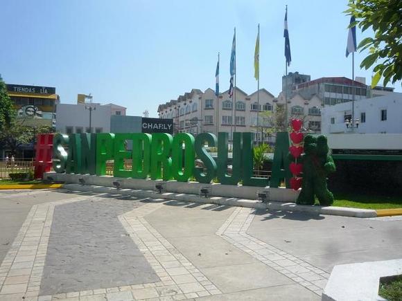 The Central Plaza (officially, the "Central Park") of San Pedro Sula.