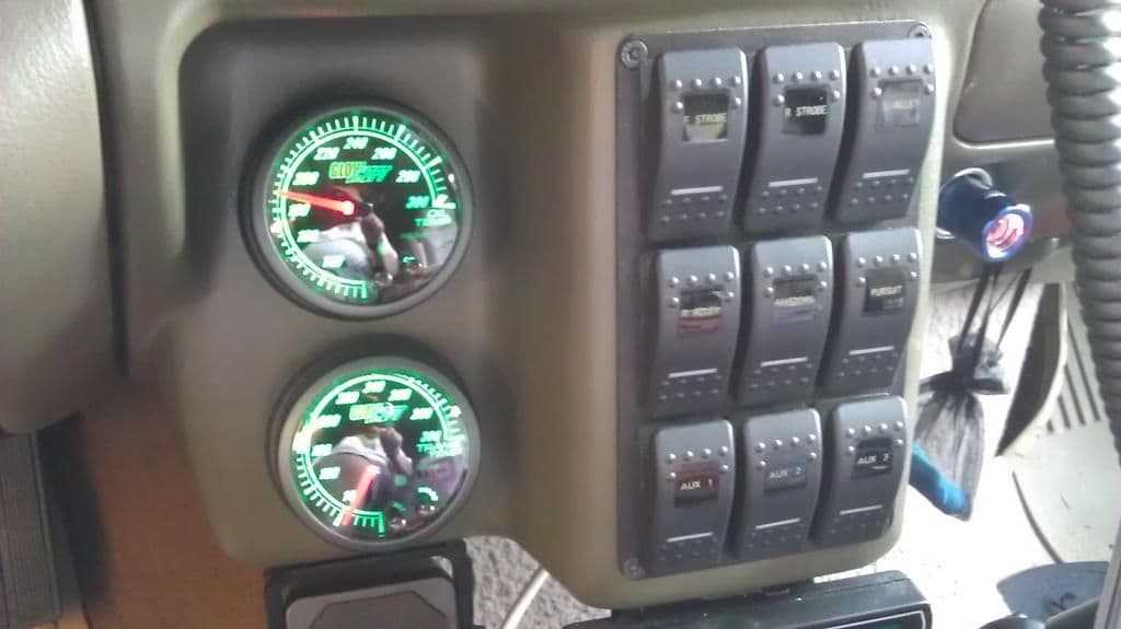 2011 f750 engine with wrech dash icon