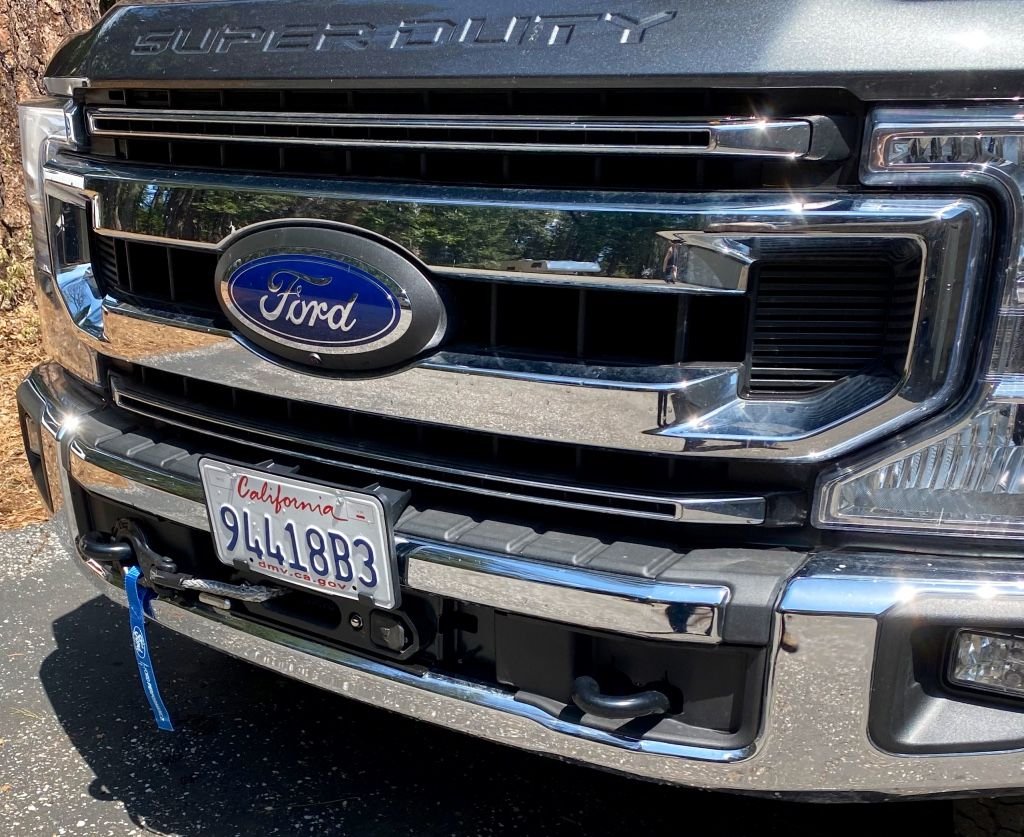 Review of replacement front license plate holder on 2020+ SD with