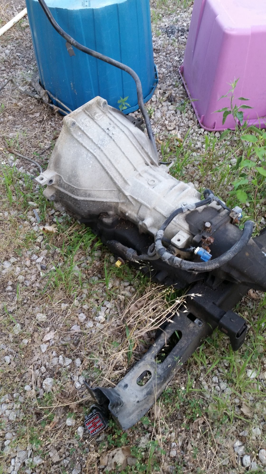 2014 Ford F-250 Super Duty - Parting out 1998 F150 2wd 4.6 - Altamont, KS 67330, United States
