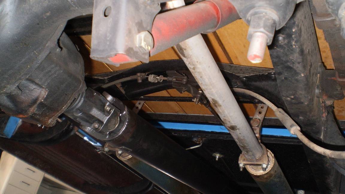 correct routing of ebrake cable from drum to bracket?? Ford Truck Enthusiasts Forums