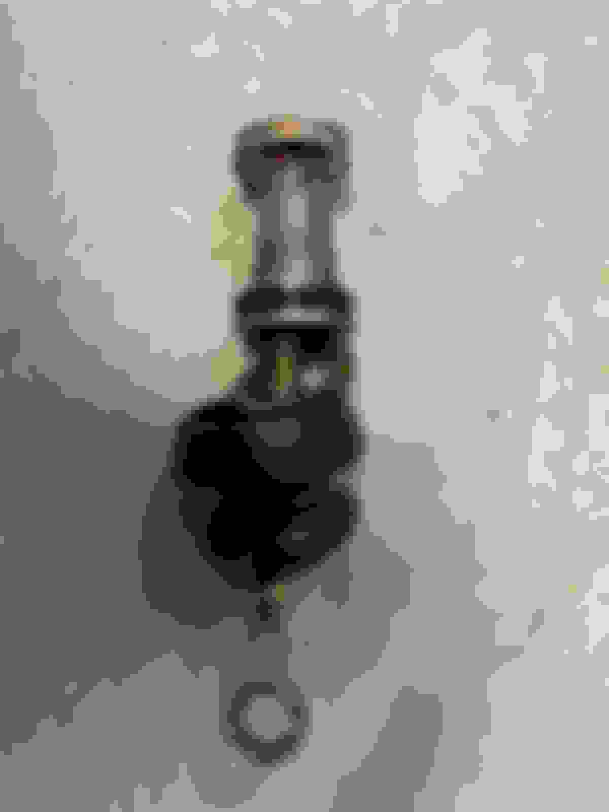 Master Cylinder Plunger Pushrod How to get it out? Ford Truck