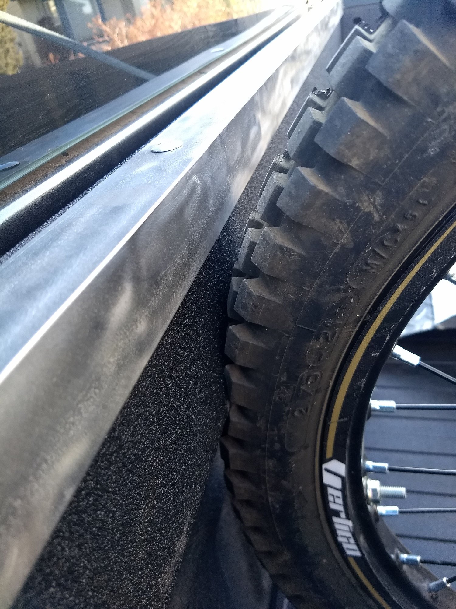 Reinforcing aluminum front pickup truck bed to haul dirt bikes Ford