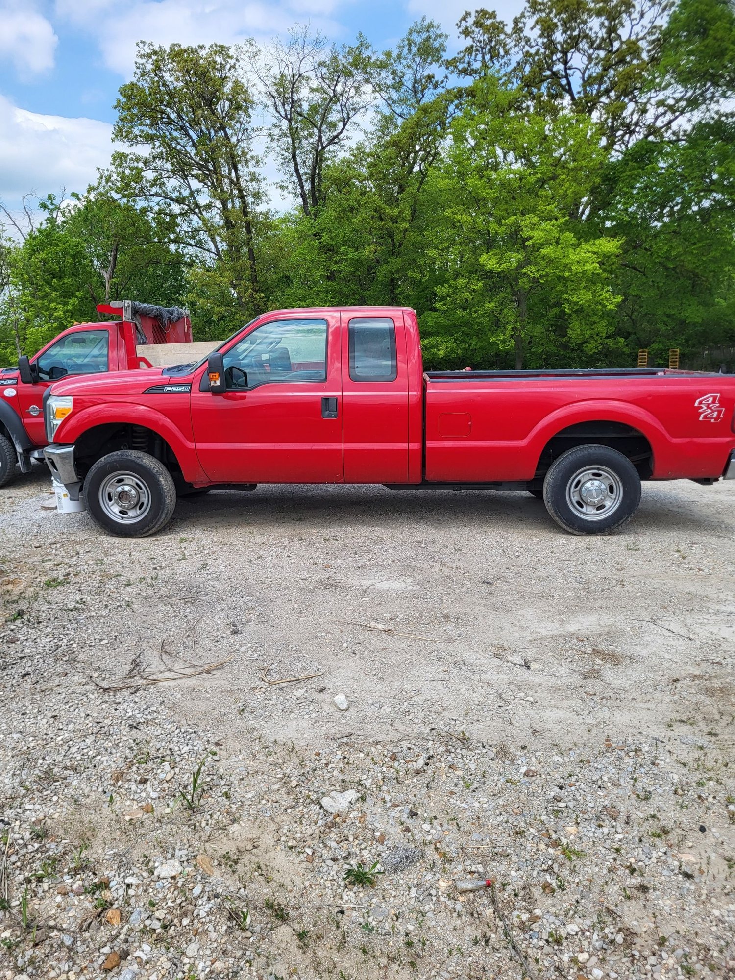 How many miles do you guys have on your trucks ? Page 358 Ford