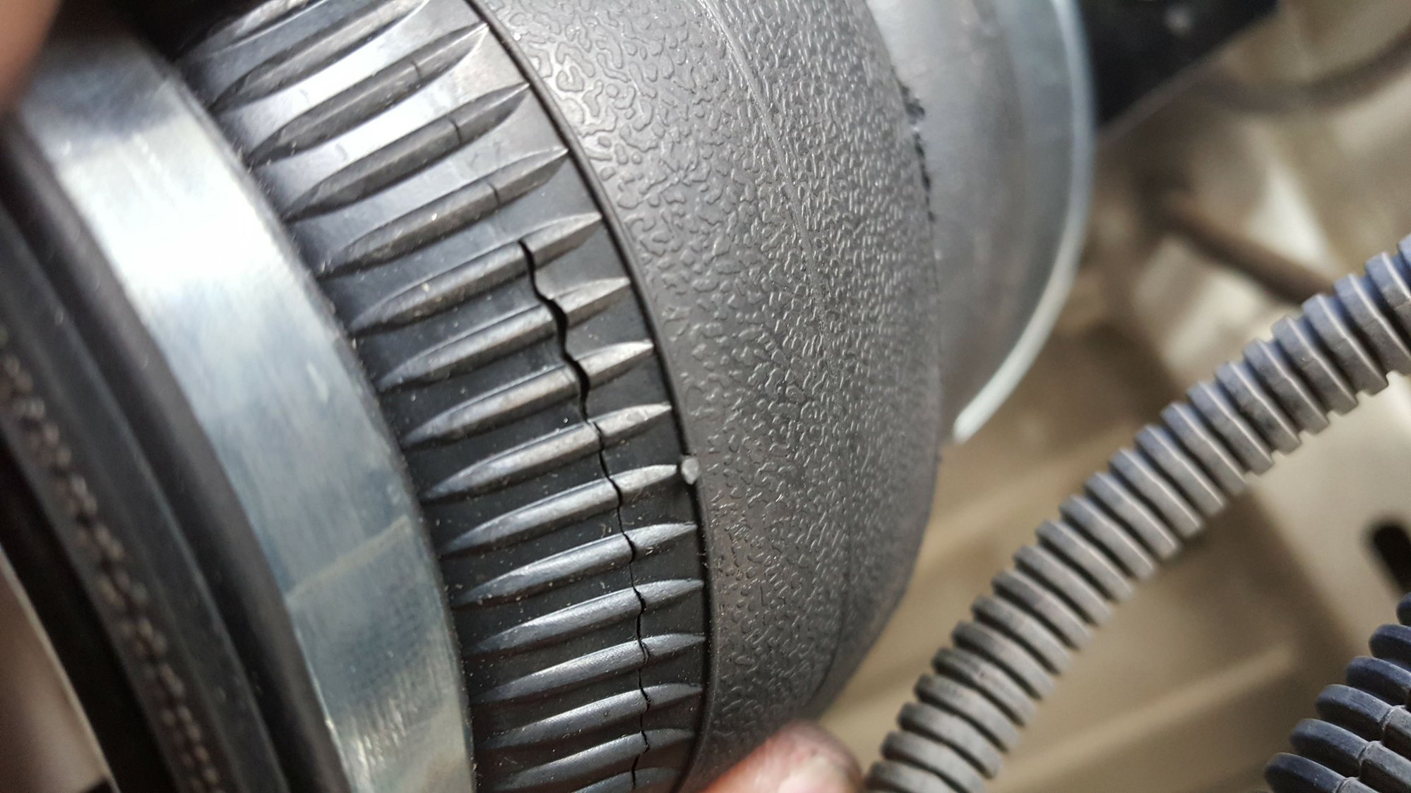 Firestone Vs. Airlift Ford Truck Enthusiasts Forums