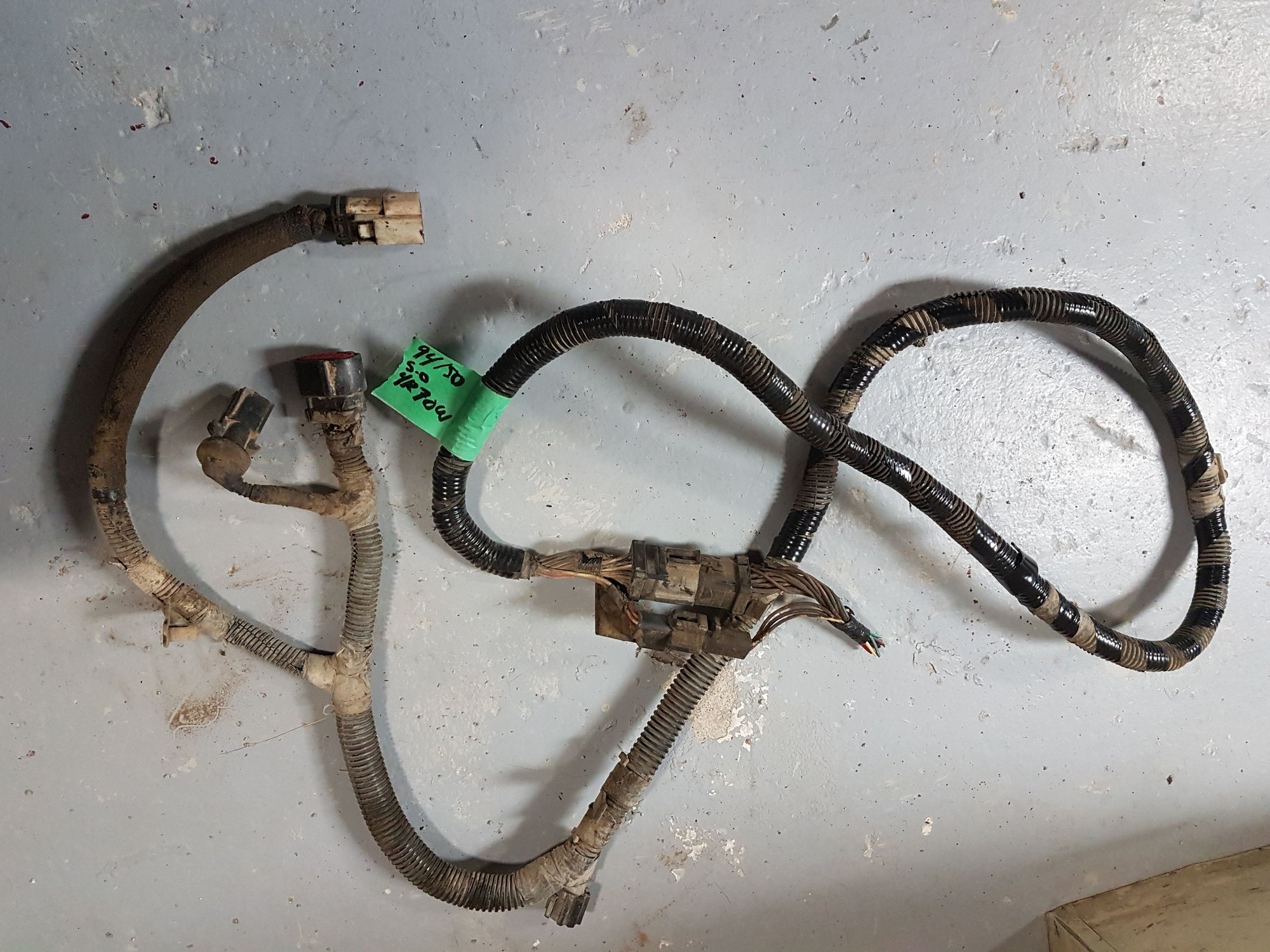 1994 Ford F-150 - 94 F150 5.0L w/4R70W Parts! - Cold Lake, AB T9M 2C, Canada