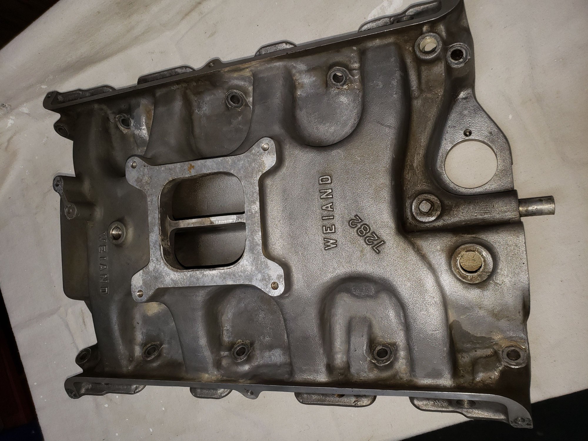 Engine - Intake/Fuel - 360/390 aliuminum  intake - Used - 1958 to 1976 Ford All Models - Bliss, NY 14024, United States