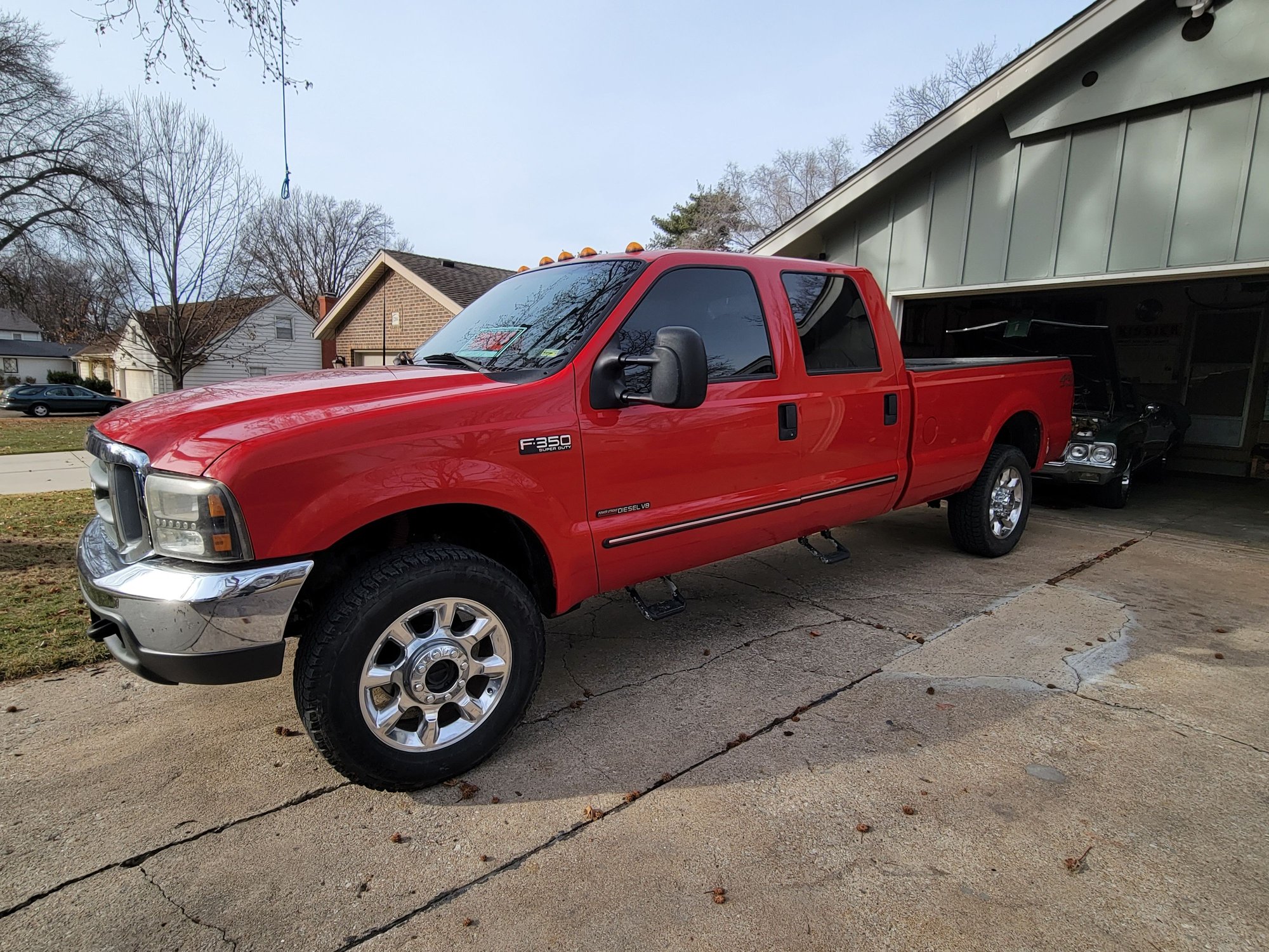 2000 Ford F-350 Super Duty - 2000 F350 Crew Cab 4x4 diesel - Used - VIN 1FTSW31F5YEA87095 - 168,000 Miles - 8 cyl - 4WD - Automatic - Truck - Red - Kansas City, MO 64114, United States