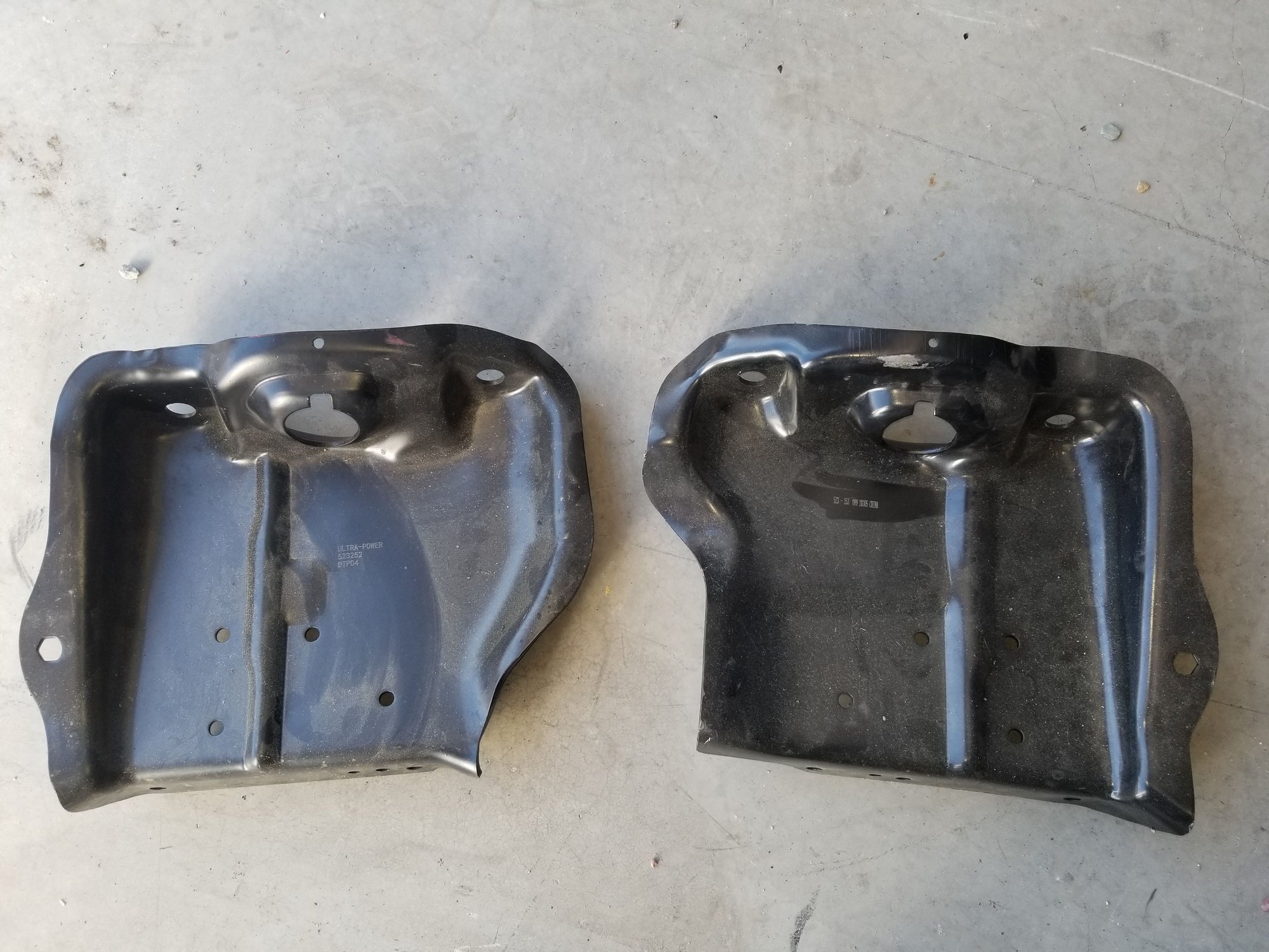 1993 Ford F-150 - 92-96 OBS F150/Bronco Dual Shock Towers and reverse shackles - Bigfork, MT 59911, United States