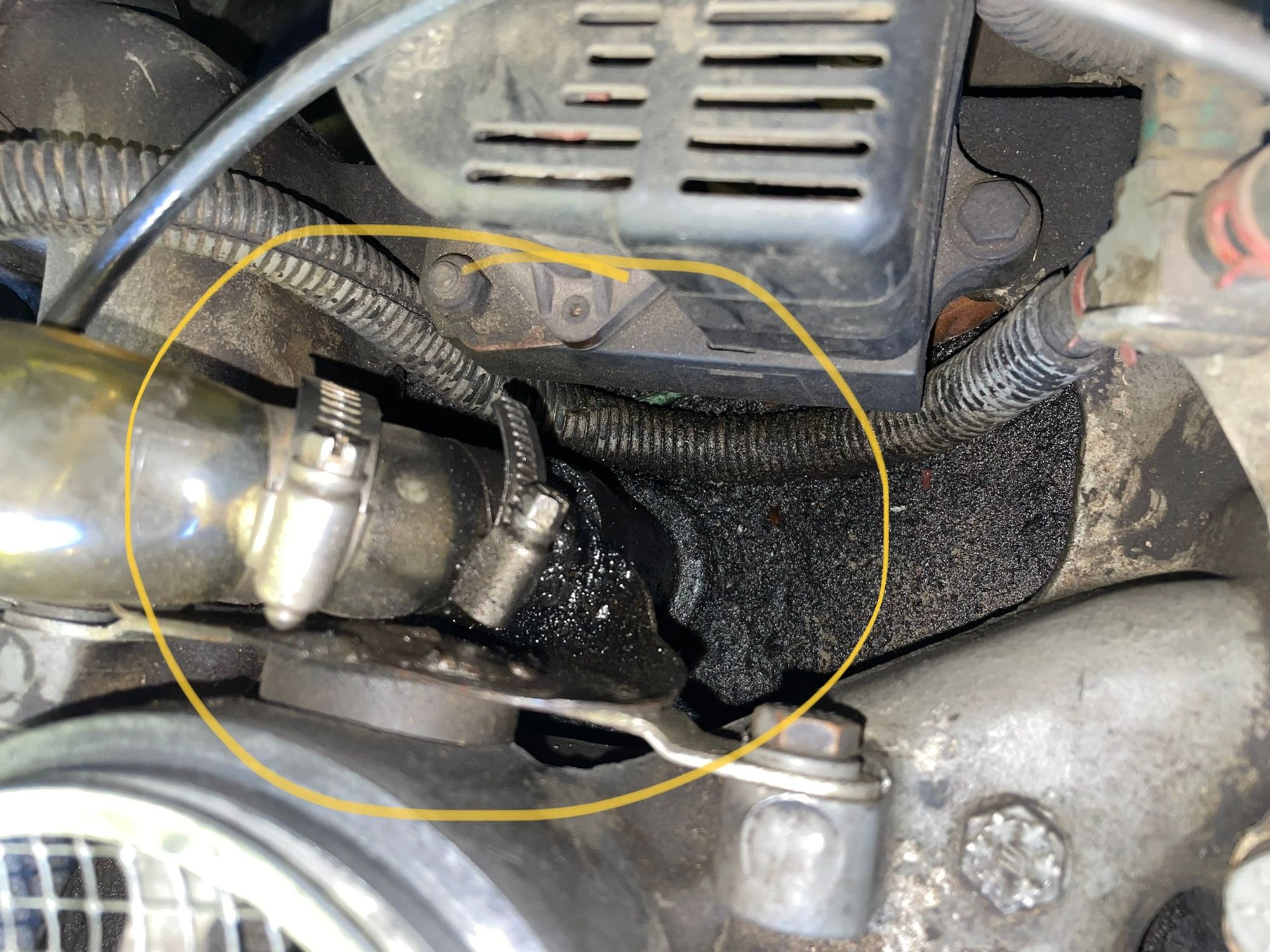 Crankcase breather/vent hose? Ford Truck Enthusiasts Forums