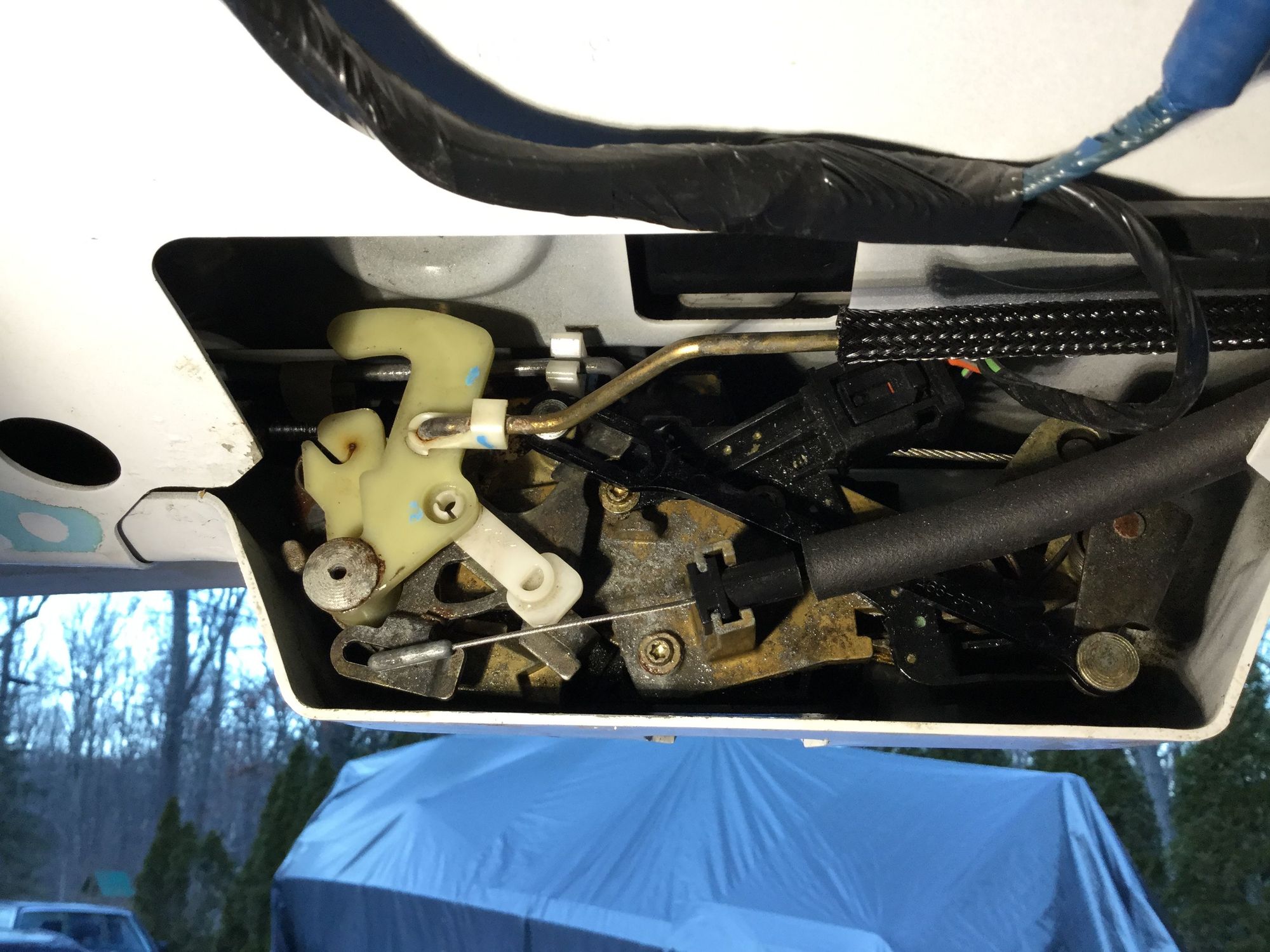 Liftgate or Liftglass Ajar Warning Ford Truck Enthusiasts Forums
