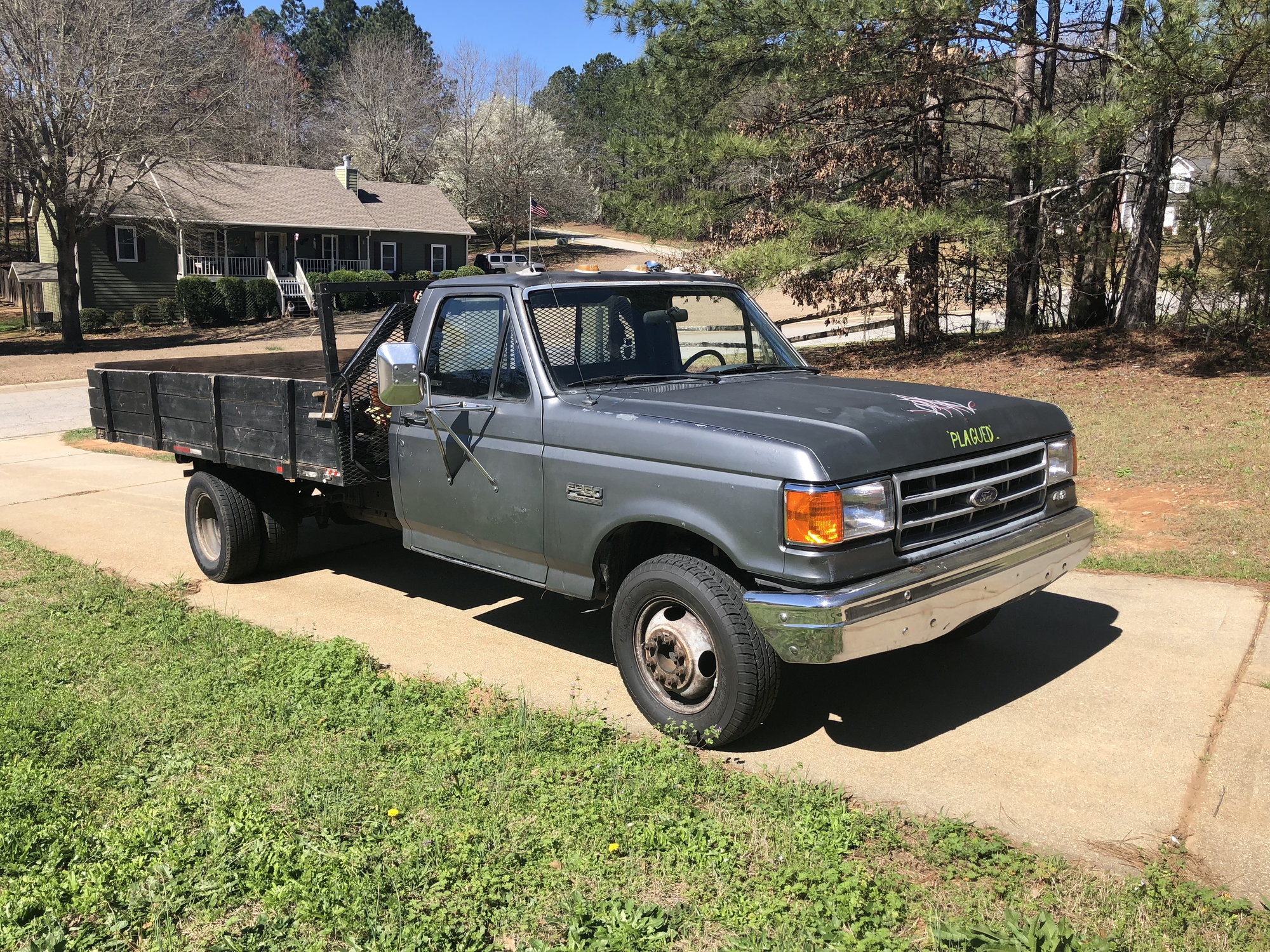 1987 Ford F-350 - Non-running '87 F350 flatbed - Used - VIN 1FDKF37L0HNA88163 - 64,000 Miles - 8 cyl - 2WD - Manual - Truck - Gray - Loganville, GA 30052, United States