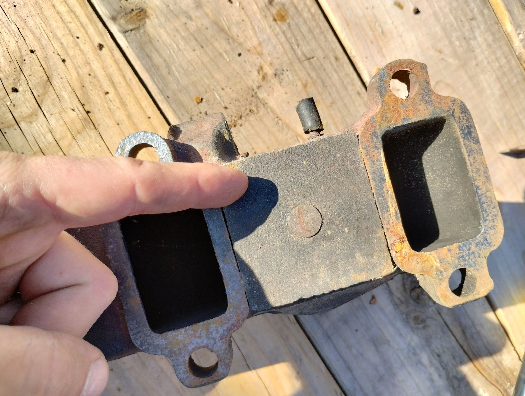 Metal plate on right exhaust manifold identification Ford Truck Enthusiasts Forums