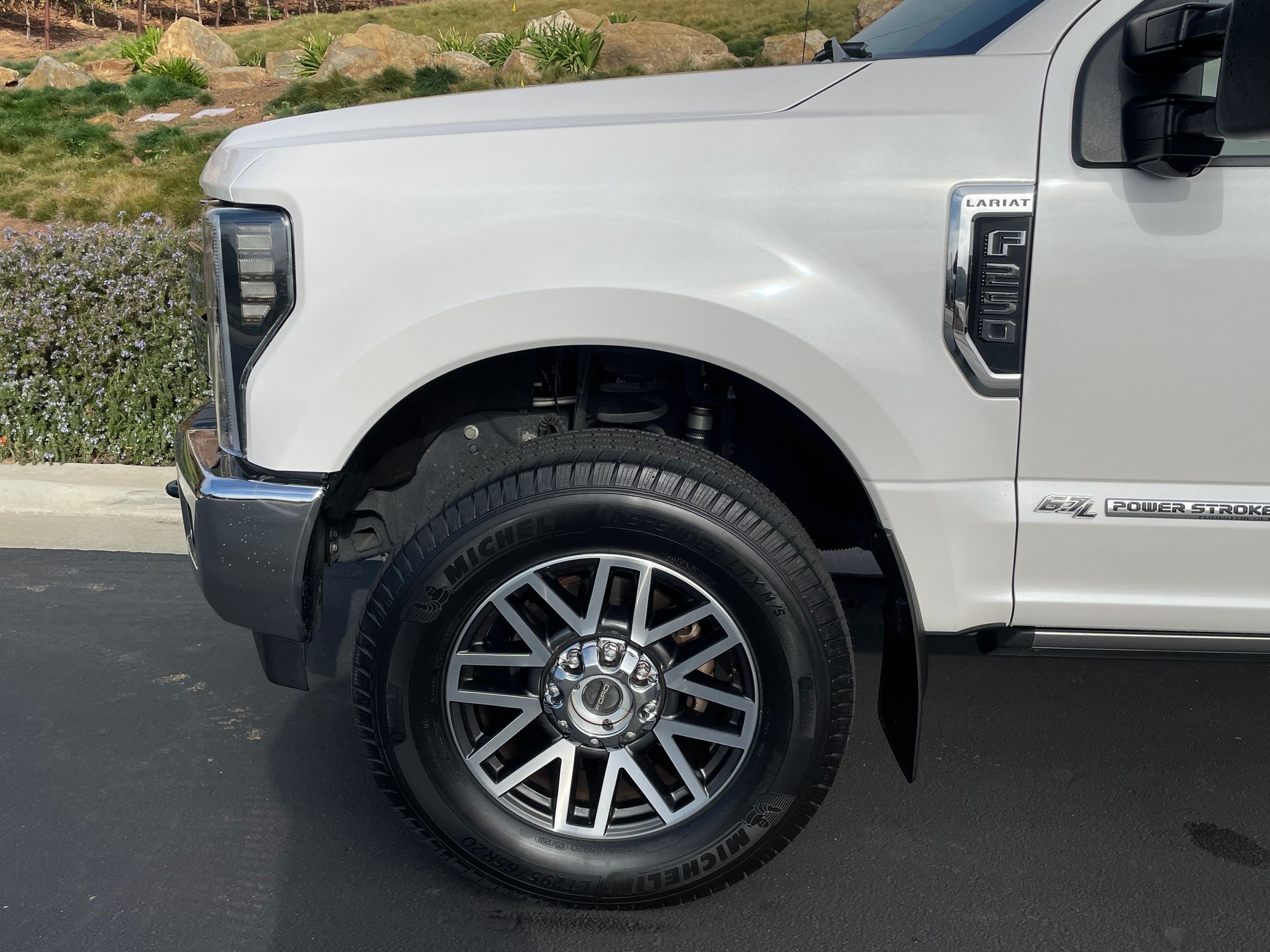 295/65R20's no lift or 37X11.5R20's w/ lift - stock wheels - Page 2 ...