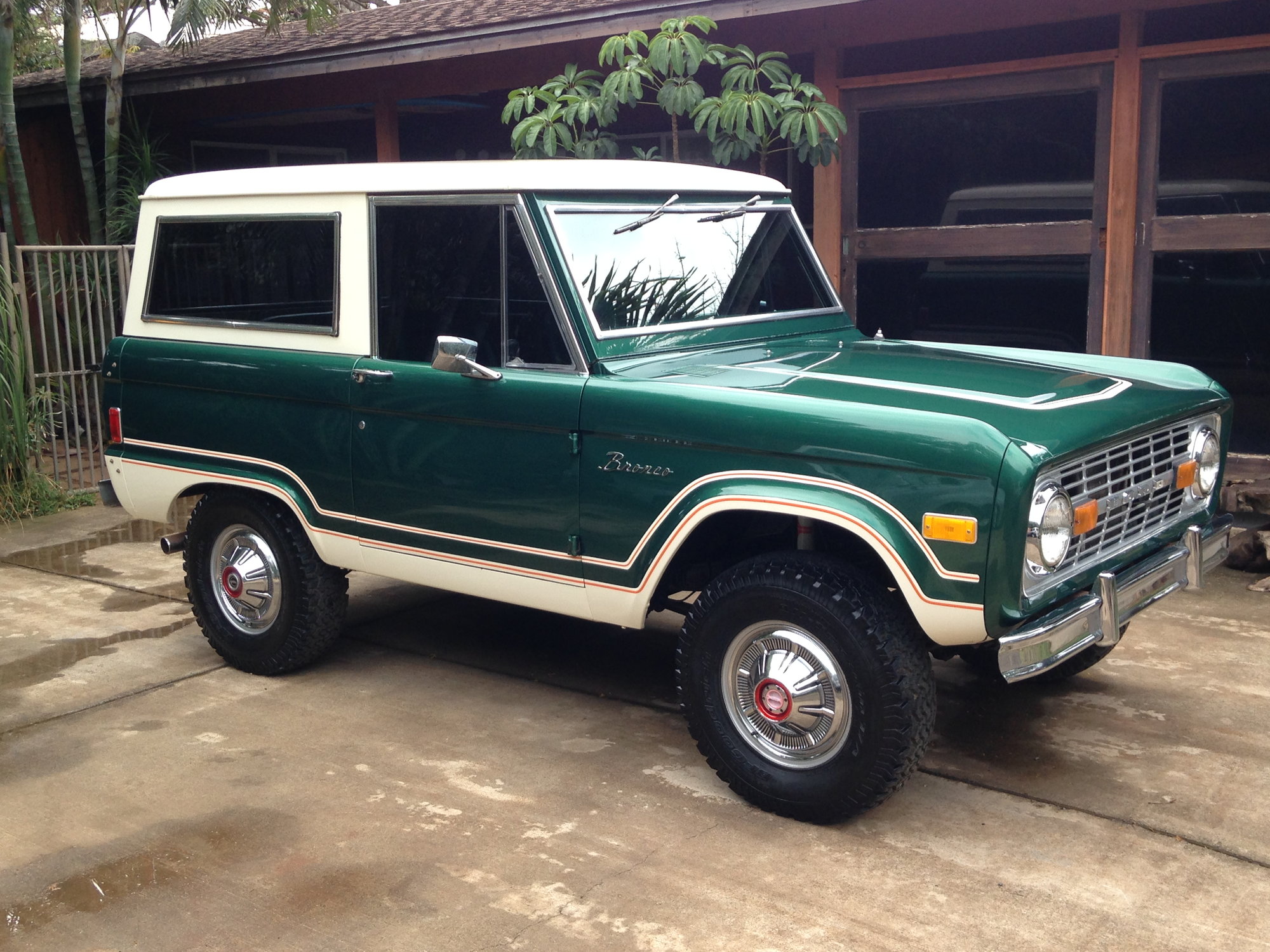 1975 Ford Bronco Denver Broncos Edition for sale on BaT Auctions