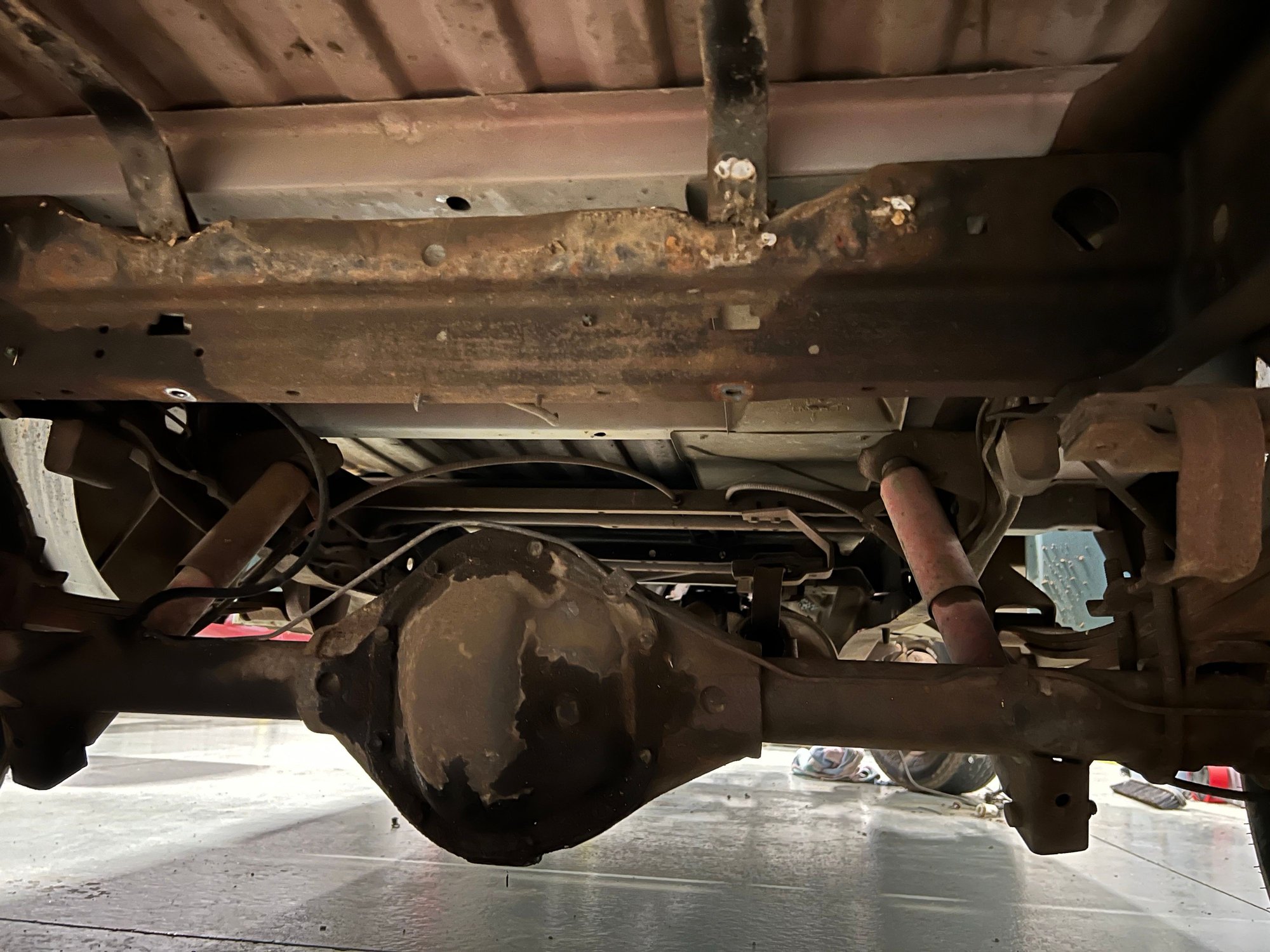 1980 83 Ford F100 Rear Axle Restoration:  Step By Step - 2bvta76
