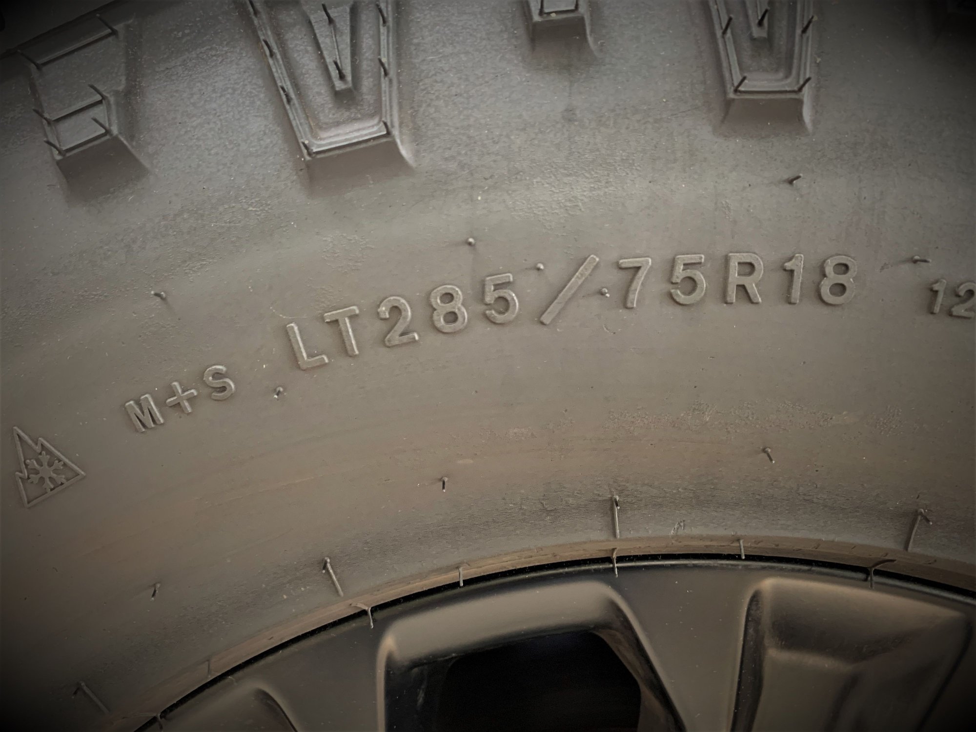 Wheels and Tires/Axles - Goodyear Duratrac Ford Tremor F250 F350 Wheels Tires - Used - 2005 to 2020 Ford F-250 Super Duty - 2005 to 2020 Ford F-350 Super Duty - Linden, MI 48451, United States