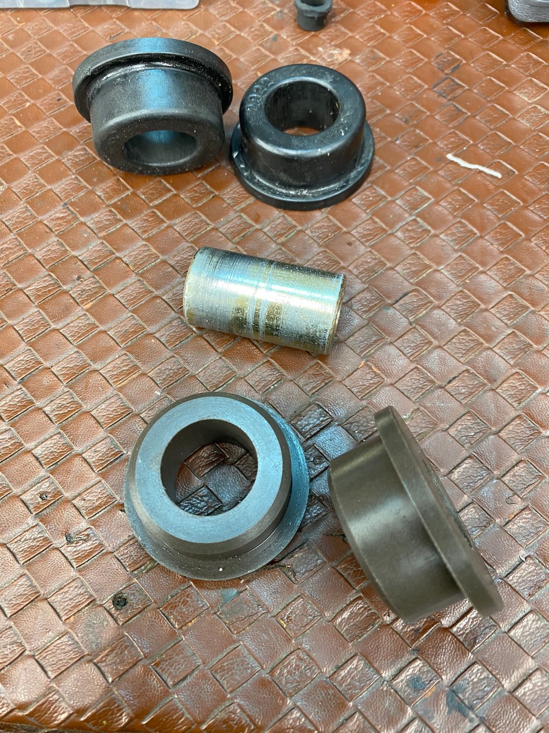1979 F150 4x4 Solid Track Bar Bushings Ford Truck Enthusiasts Forums