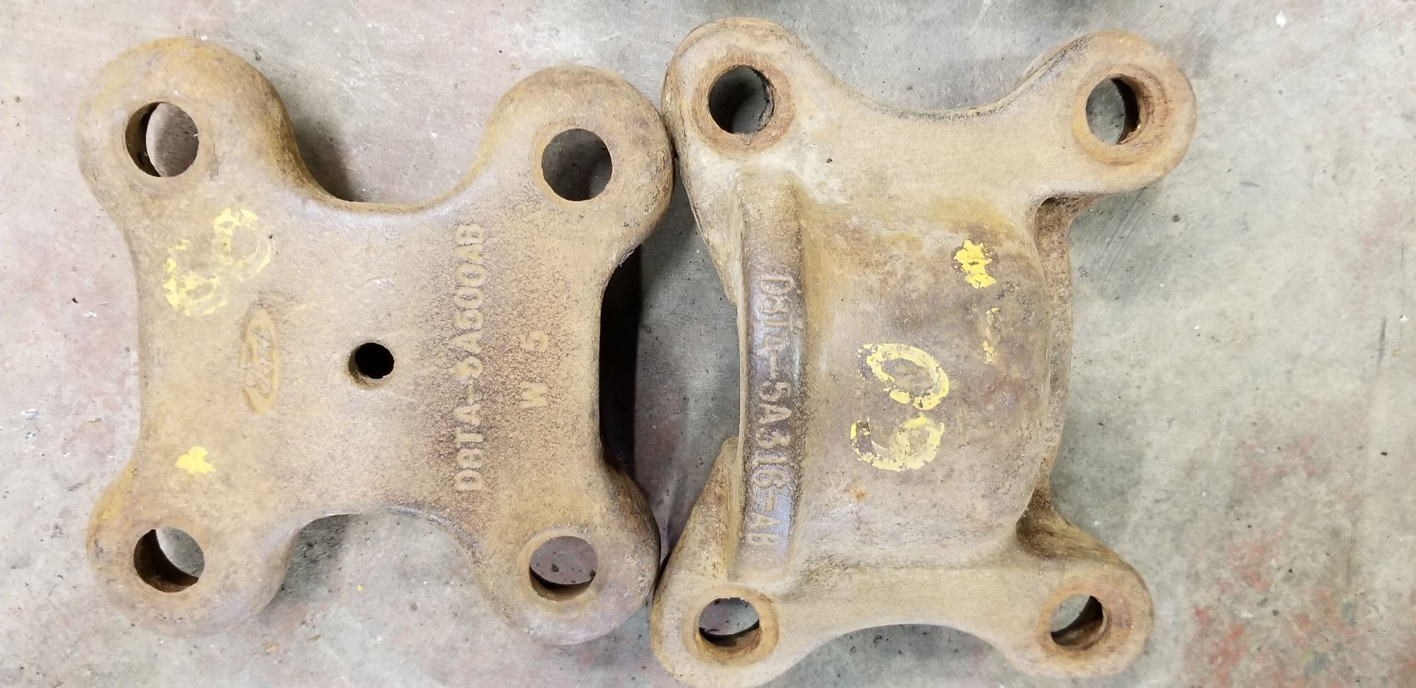 7879’ front Dana 60 ubolt spring plates Ford Truck Enthusiasts Forums