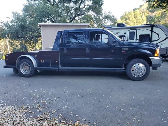 Hello FTE family please keep an eye out for this truck , I’ll get more info like plate# and other pics , this is a family members truck out of DanJose California, I’ll post in local chapter as well . Thanks 