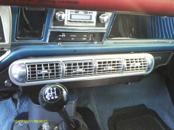 under dash with dodge rear roof air vents