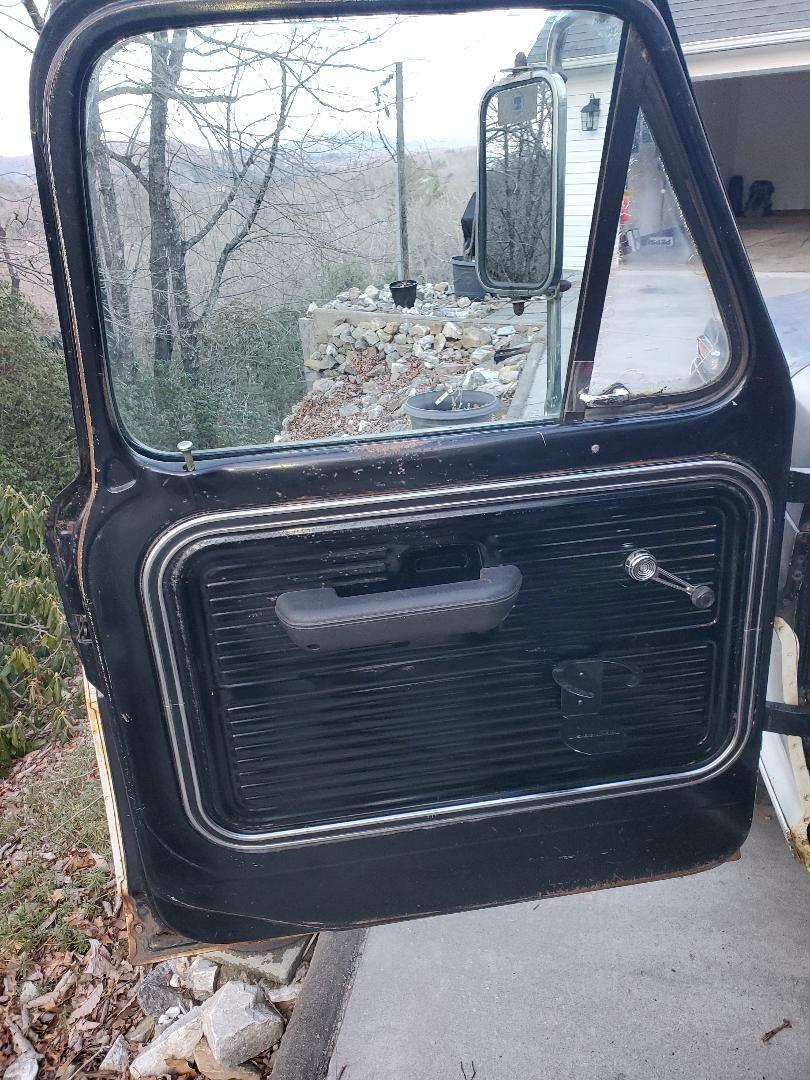 1968 Ford F-100 - Solid '68 F100 Ranger ready to clearcoat patina or start classic restoration - Used - VIN F10YCD03279 - 8 cyl - 2WD - Manual - Truck - Black - Spruce Pine, NC 28777, United States