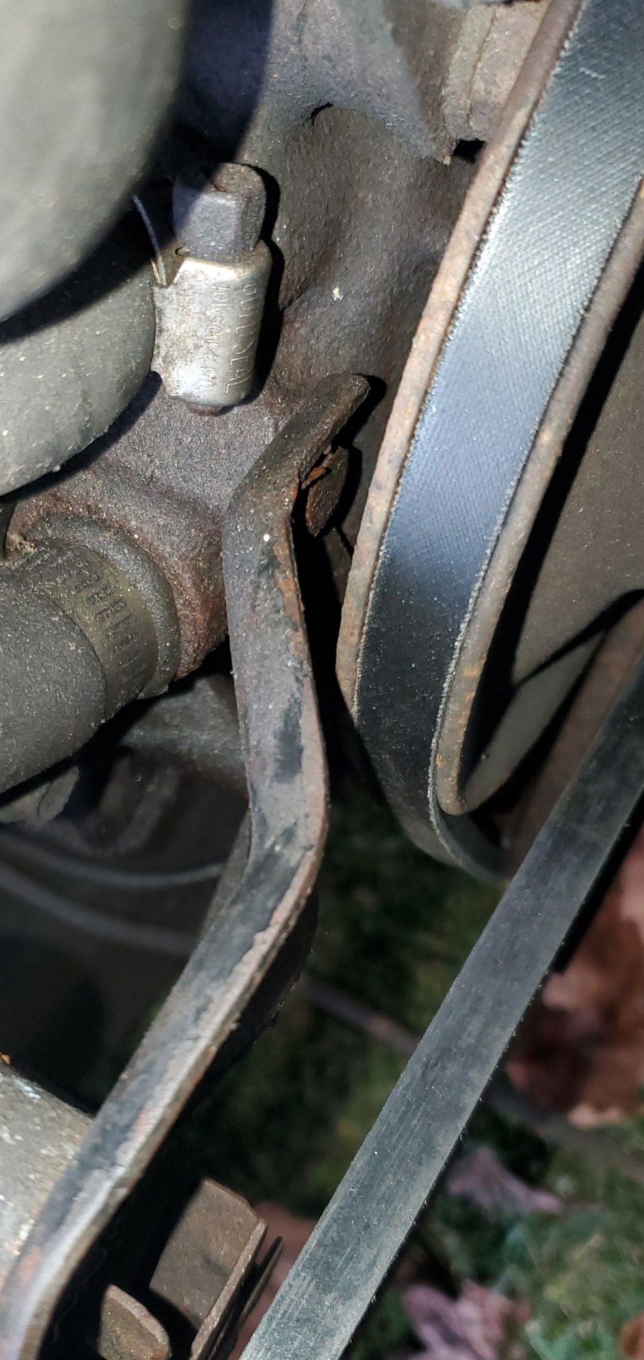 Broken Alternator Mounting Bolt Ford Truck Enthusiasts Forums