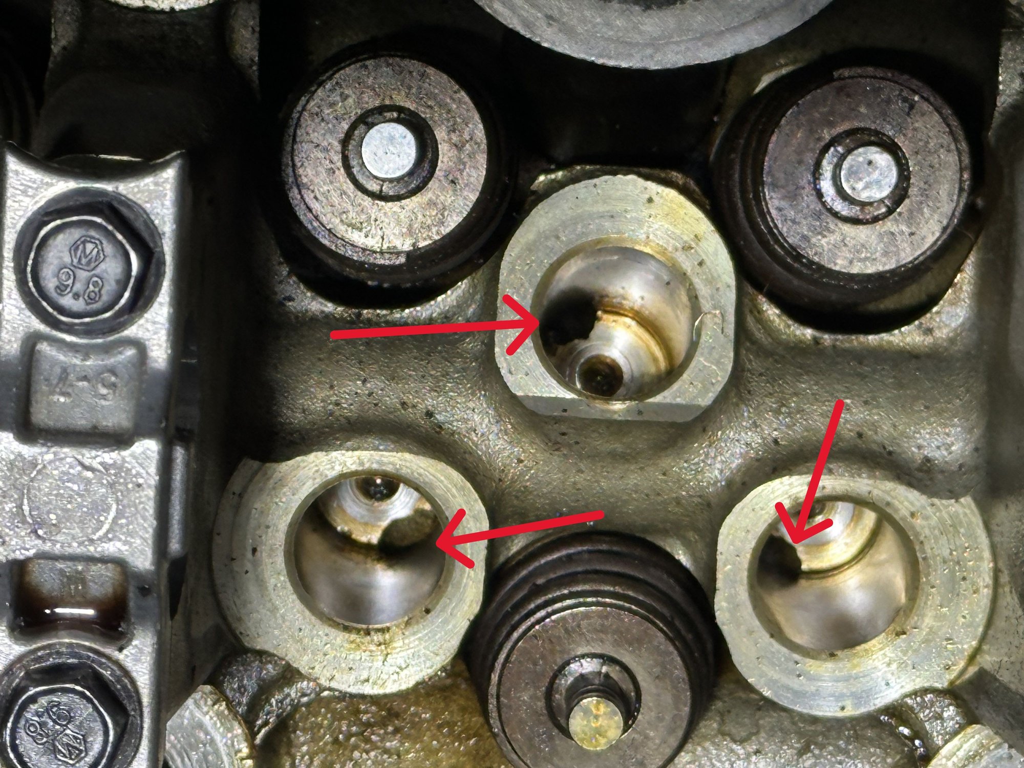 Lash Adjuster - Bores