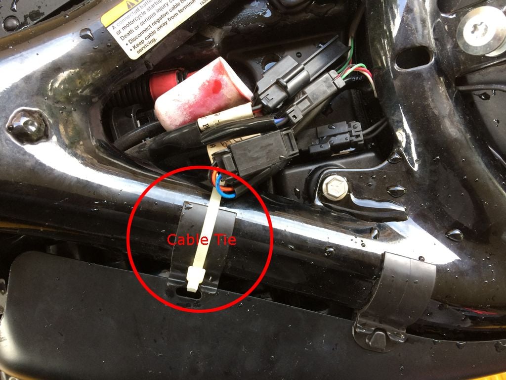 harley davidson battery cover clips