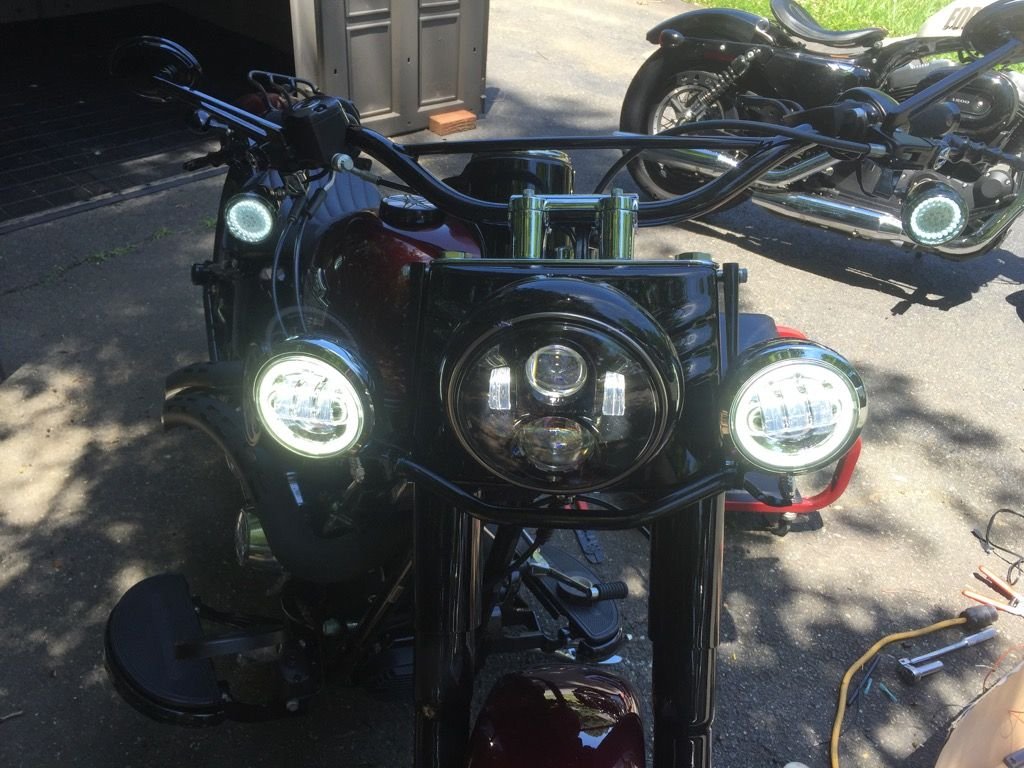 softail auxiliary light bar