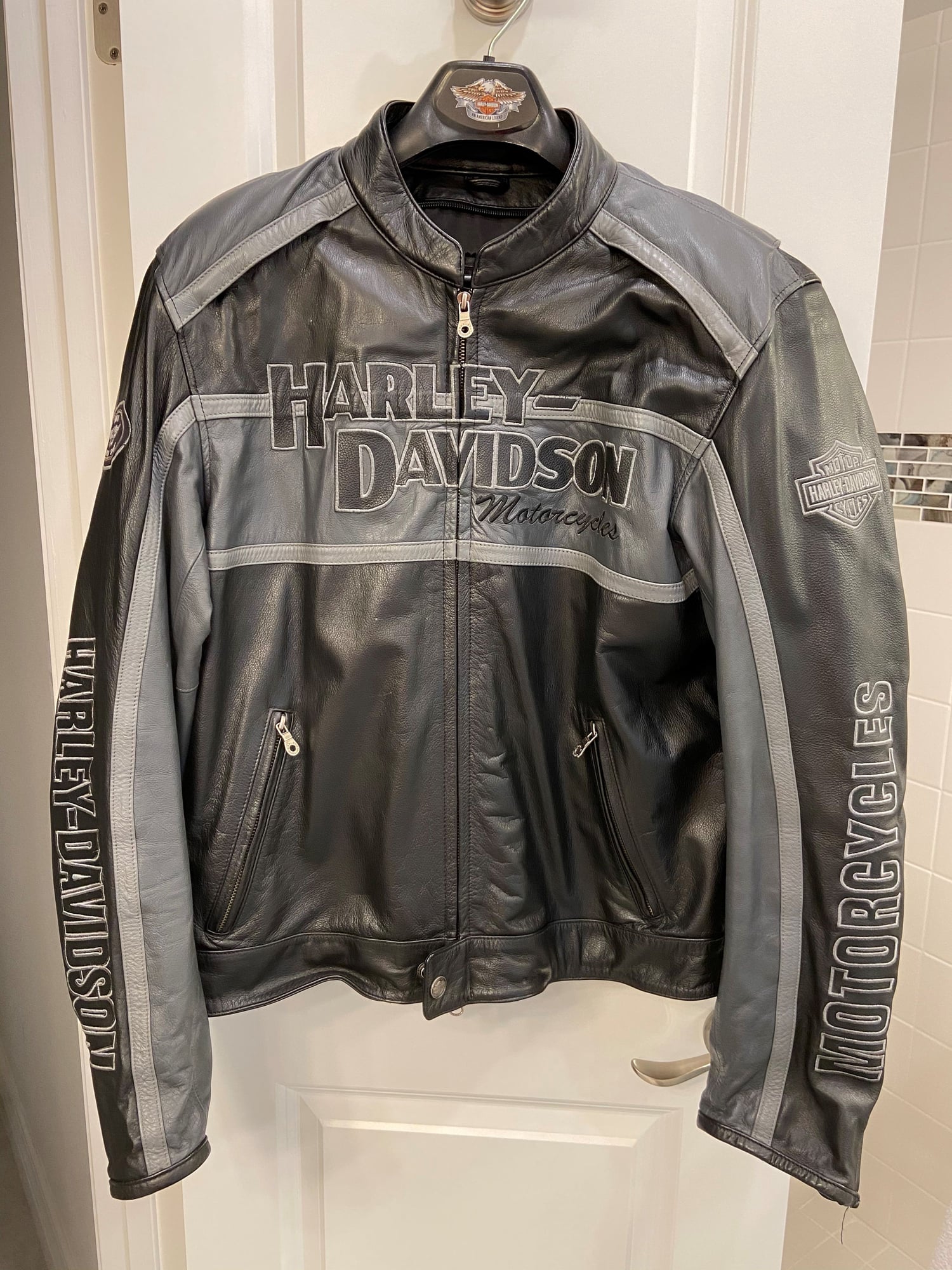 Men's HD Leather Jackets size L - Harley Davidson Forums