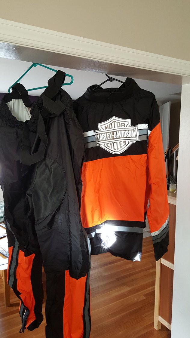 5xl Hi Vis Rain Suit $100 - Harley Davidson Forums