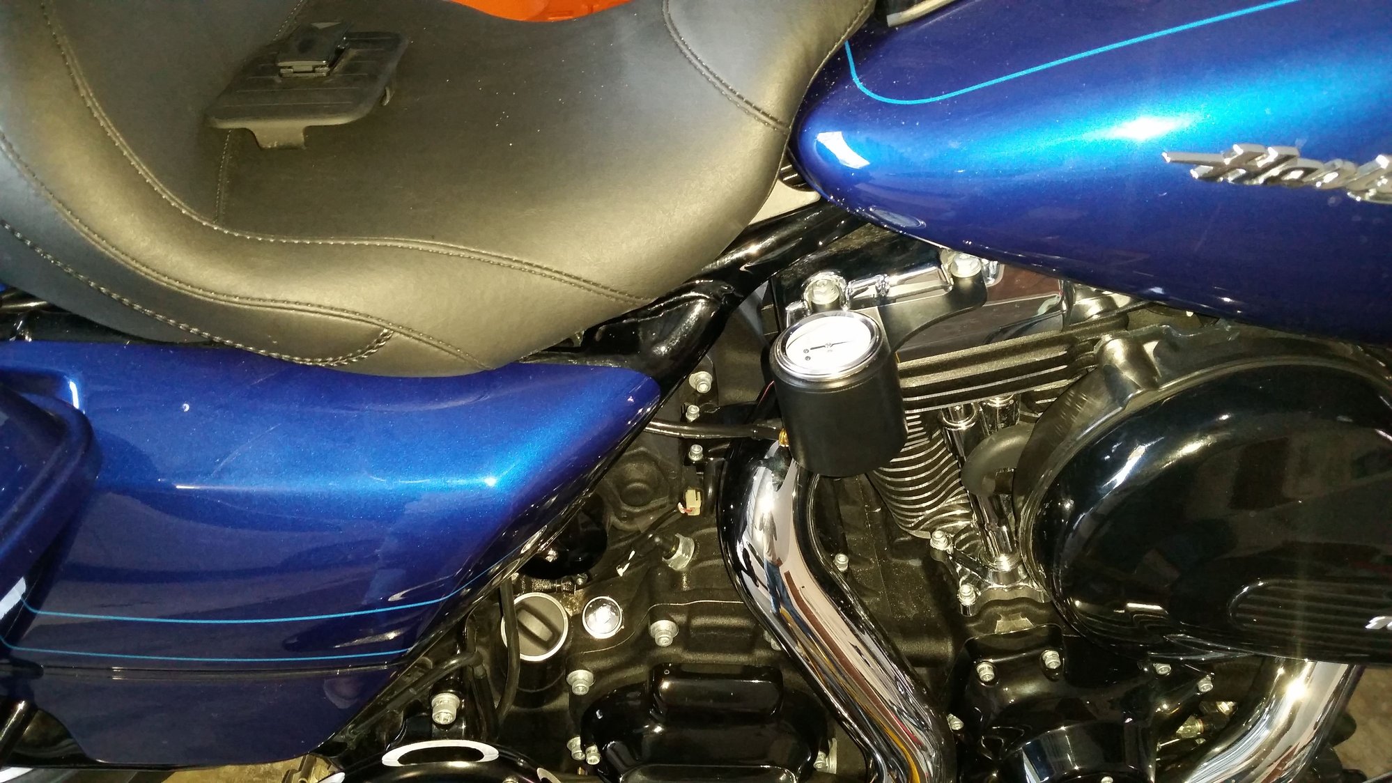 Legend Air Suspension Gauge console mount possible? Harley Davidson Forums