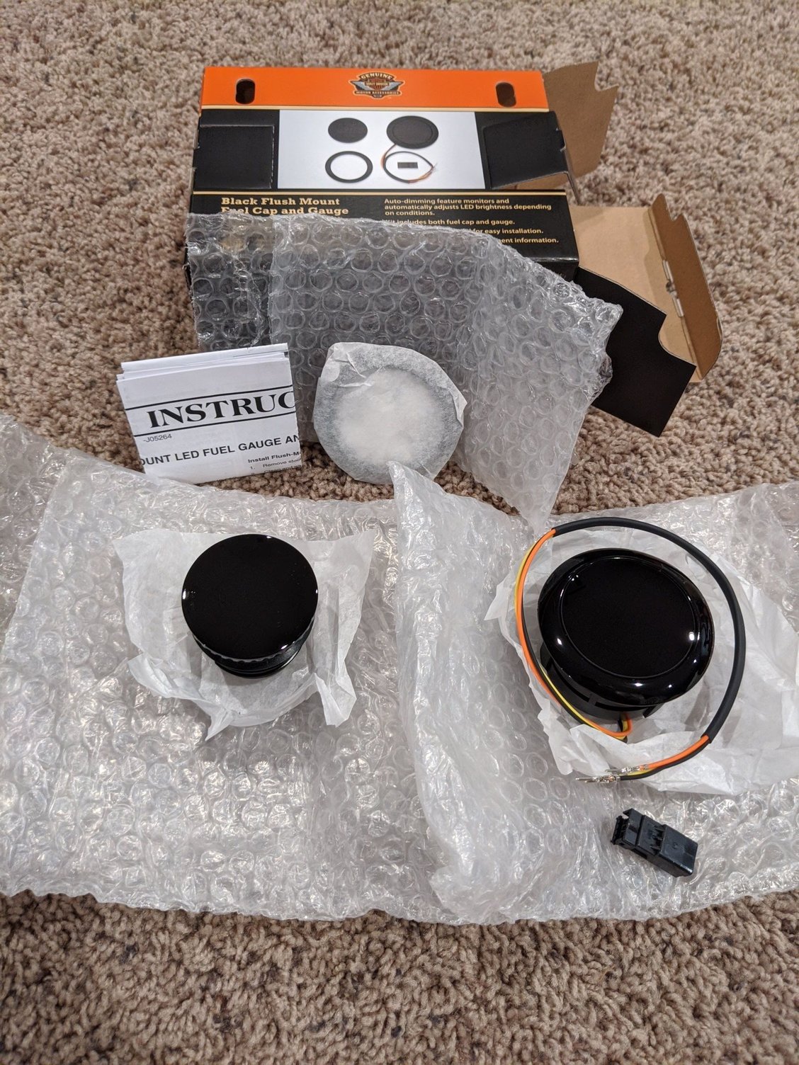 **NEW** Black FlushMount Fuel Cap/Gauge for Dyna Harley Davidson Forums