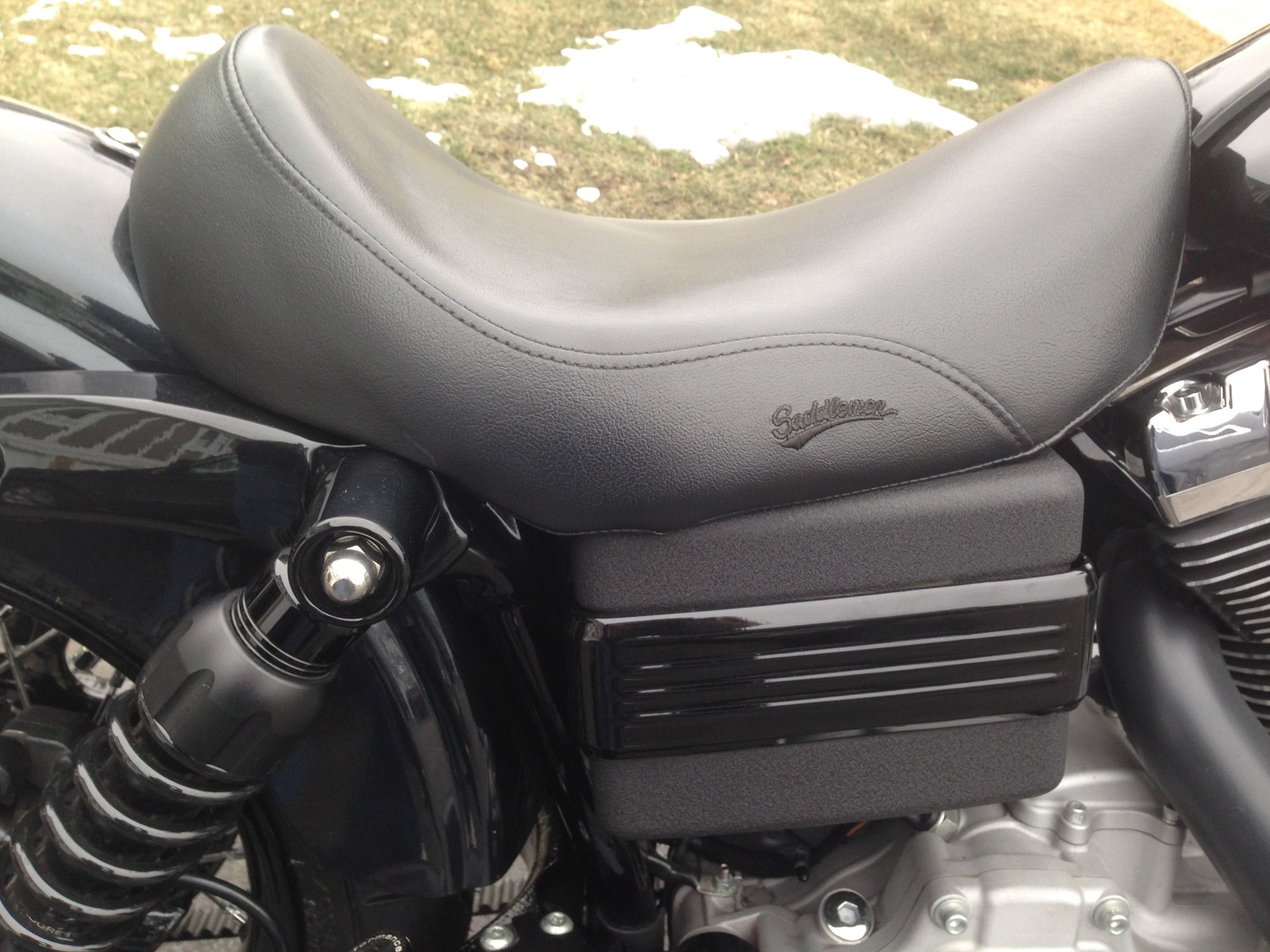 street bob passenger seat