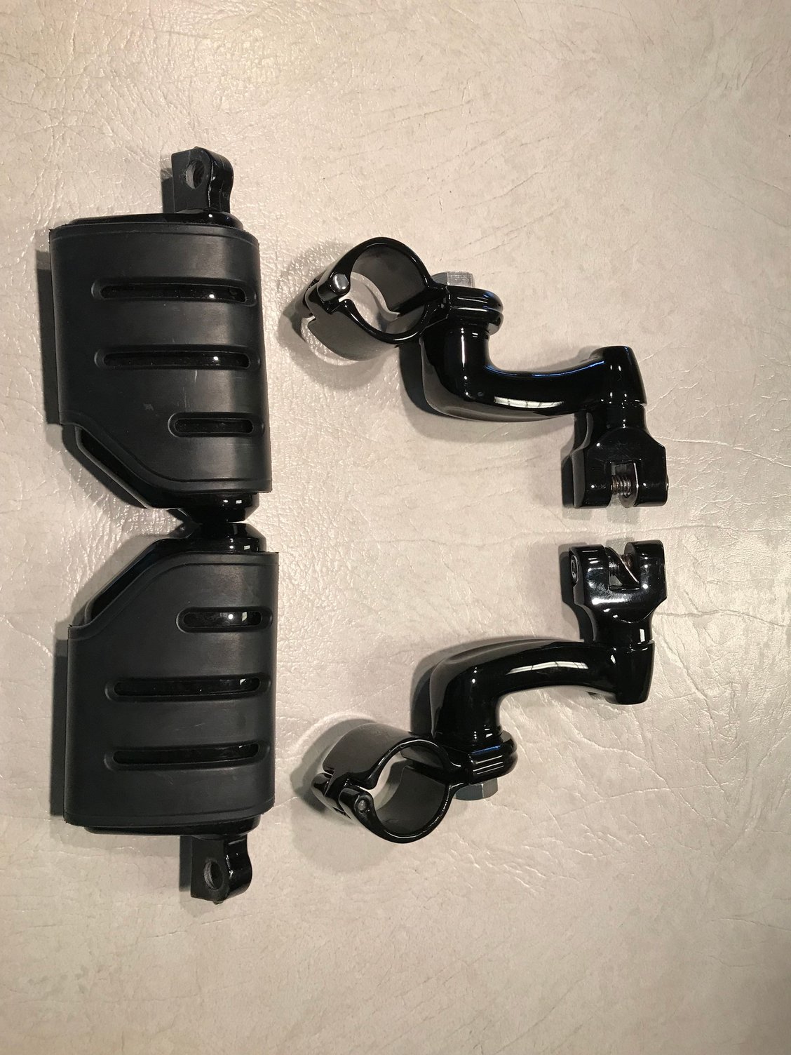 Kuryakyn 7599 Longhorn Offset Highway Pegs Black Harley Davidson Forums