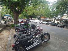 one more pic........this is a little gold mining town about 20 miles east of Albury called Yackandandah.....you ride out throught the plains then down into a cool leafy valley...the pub pics are from here, there was a great little Bluegrass band playing out on the foot path......thats living life,  riding your bike,a cool beer with ya mates listening to some bluegrass music 