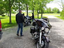 Saddling up from Daves to ride further north.